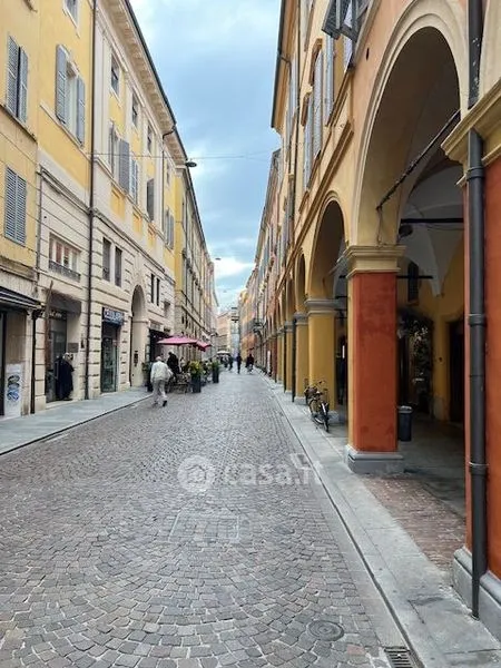 Arched Apartment in Historic Centre, Modena