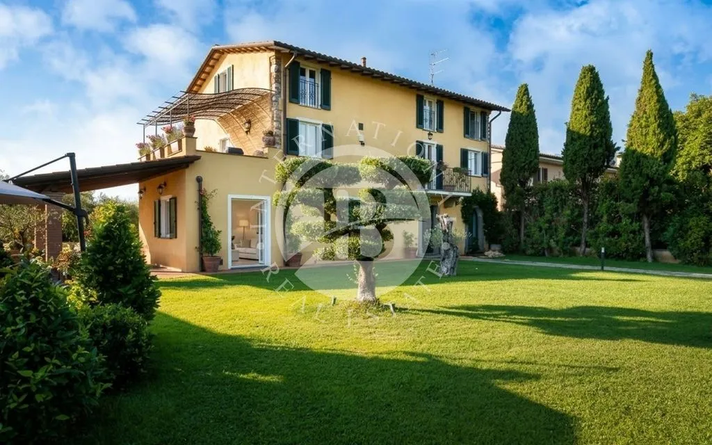 Jardin - Luxury Villa with Pool in Pietrasanta, Tuscany
