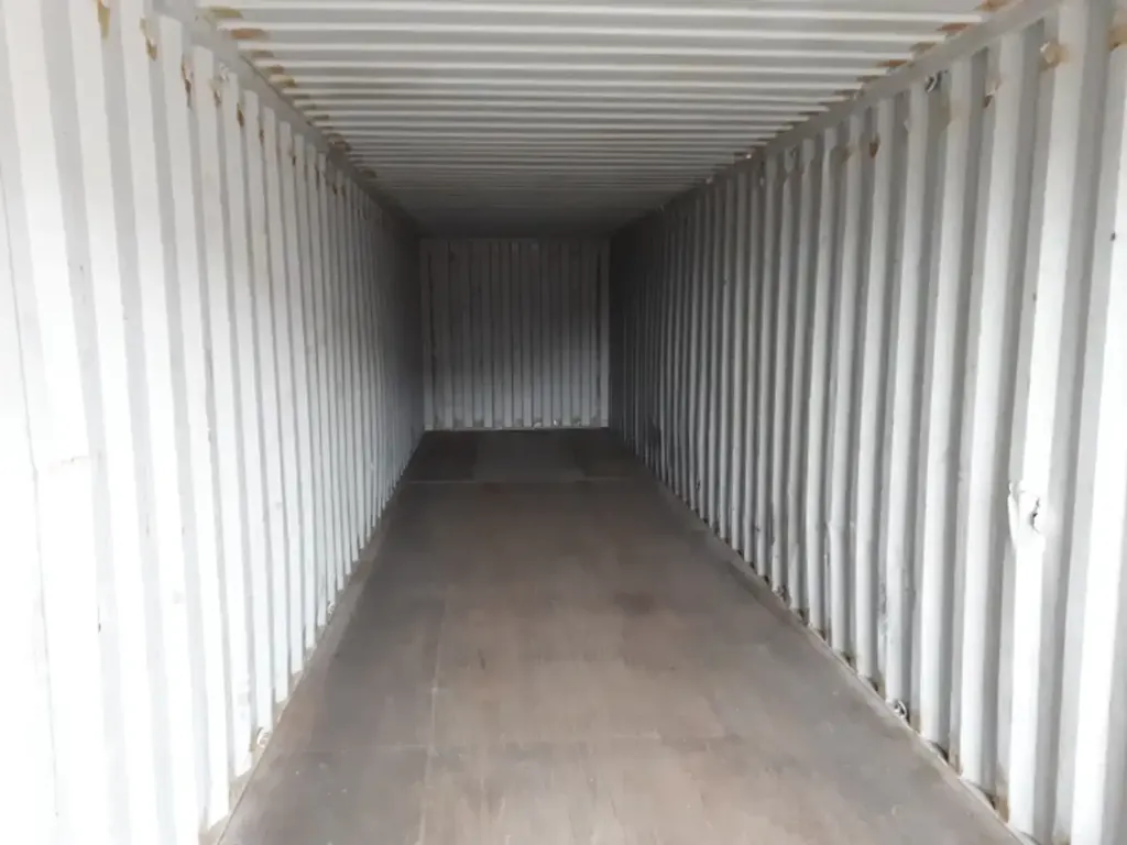 Pièces - Espace de Stockage à Louer près du Ring de Roeselare