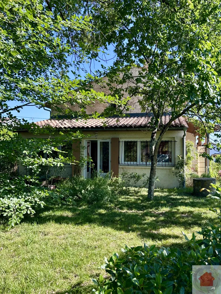 Jardin - Maison avec Jardin et Garage à Saint-Loubès