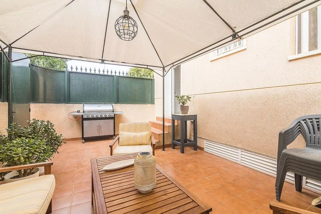 Terrazza - Chalet with Pool and Terrace in Valverde