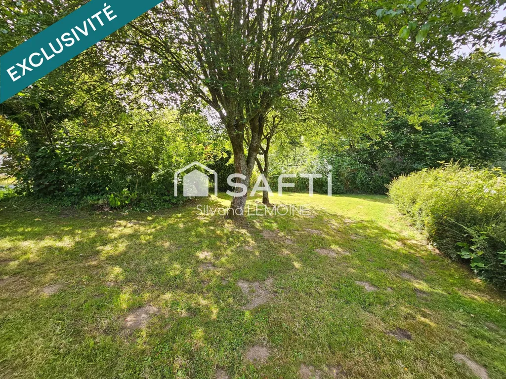 Aed - Stone Cottage with Garden near Rostrenen