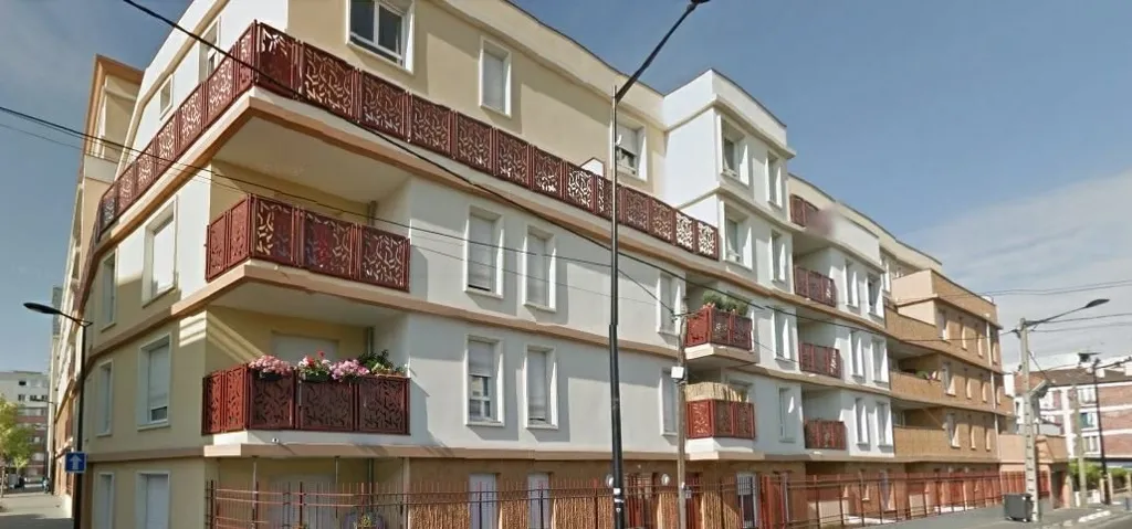 Esterno - Modern Flat with Garden View in Quiet Area