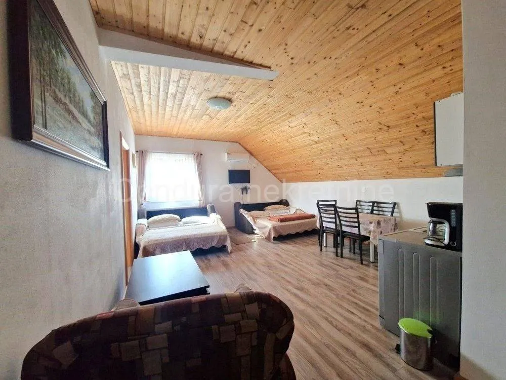 Séjour - Commercial-Residential Complex with Pool in Donji Babin Potok