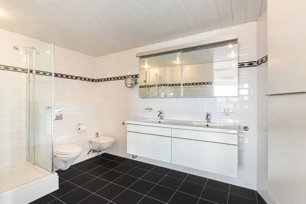 Vannitoad - Penthouse with Panoramic Views in Rotterdam