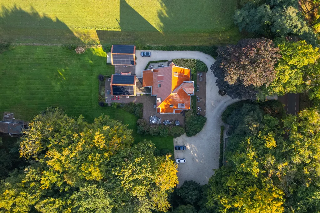 Vue aérienne - Historic Villa with Garden in Almen