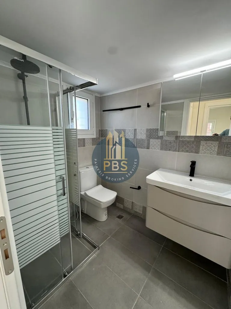 Salles de bain - Modern Villa with Pool in Artemida, Loutraki