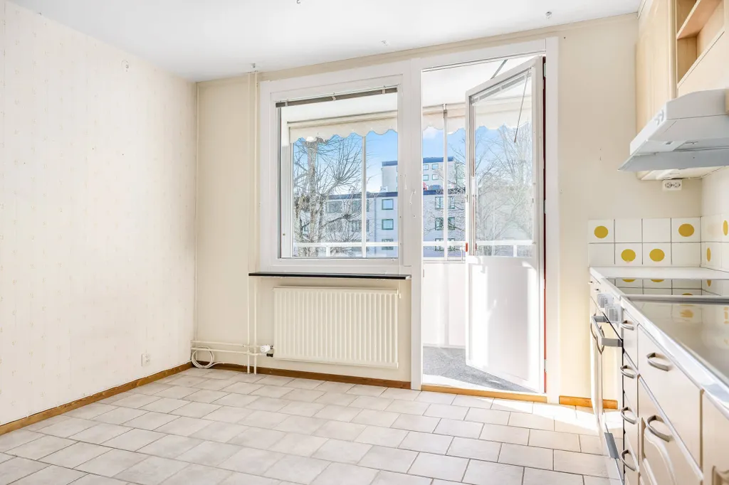 Köök - Apartment with Balcony in Vilbergen, Norrköping