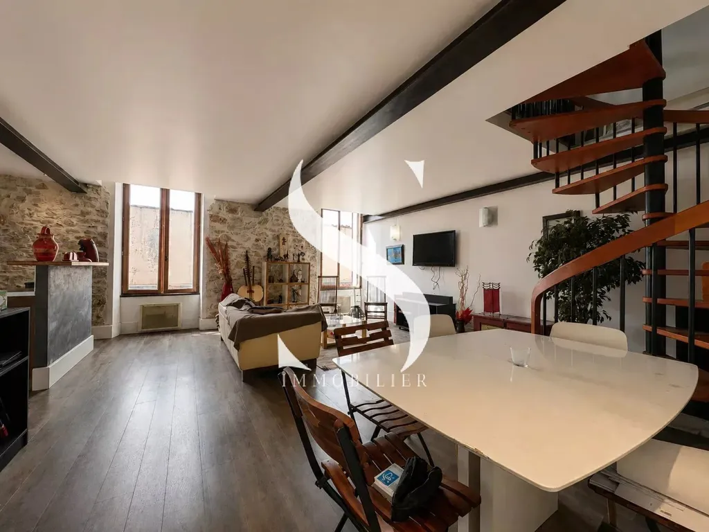 Elutuba - Charming Duplex with Loft Space in Quiet Area