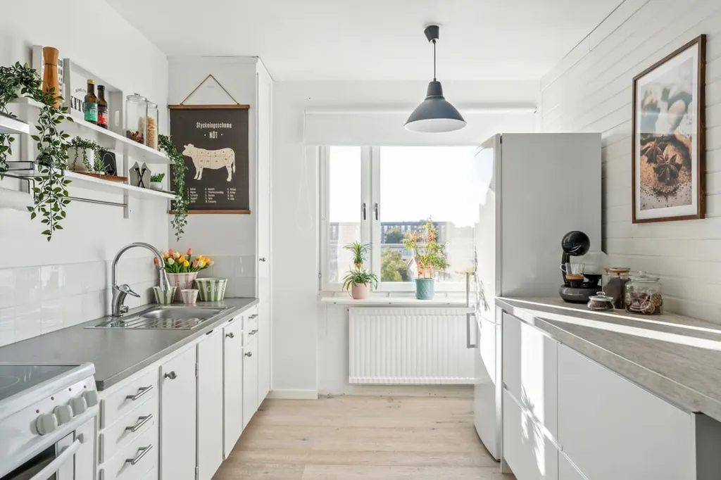 Cuisine - Two-Bedroom with Glazed Balcony in Göteborg
