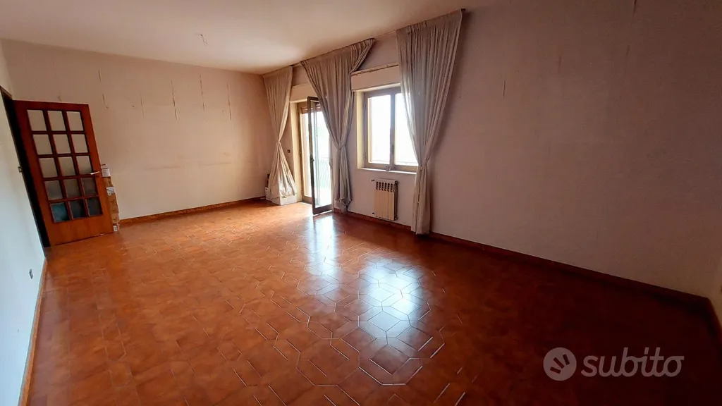 Toad - Bright Apartment with Triple Exposure in Giarre/Riposto