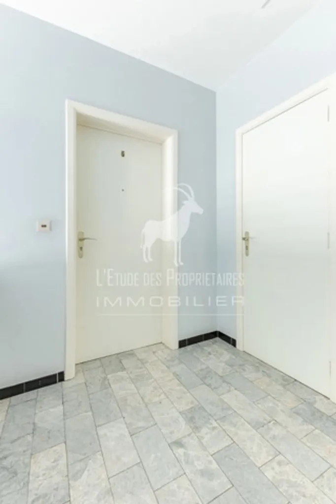 Entrée - Appartement 3 chambres avec balcon à Gozée