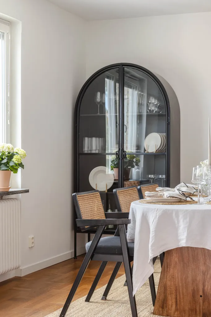 Dining Room - Gable Flat with South-Facing Balcony in Västerås