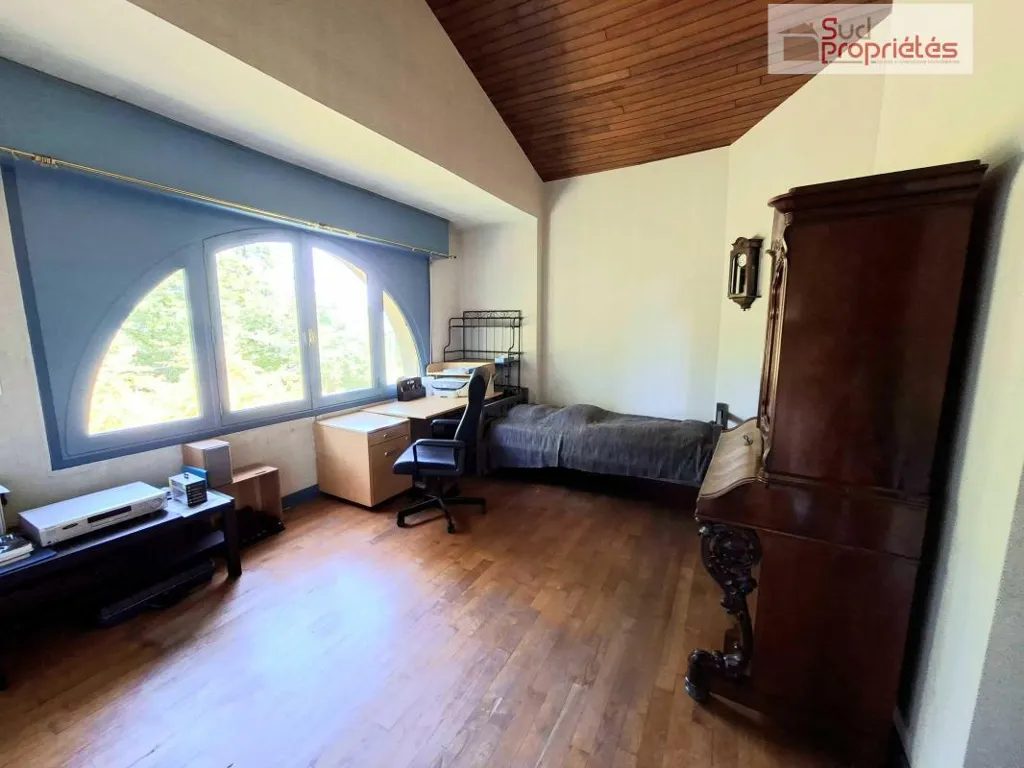 Chambres - Villa des Années 80 avec Grand Terrain à Aurignac