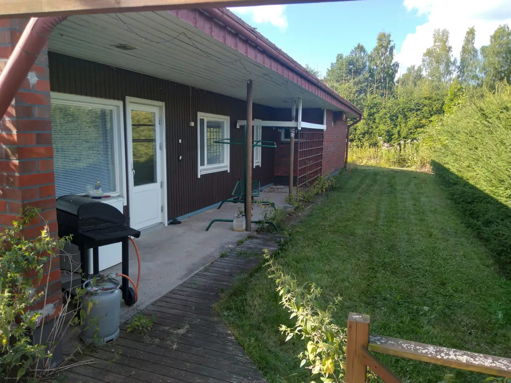 Terrasse - Cottage for Renovation with Sauna in Kouvola