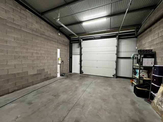 Garage - Parking à Lexy