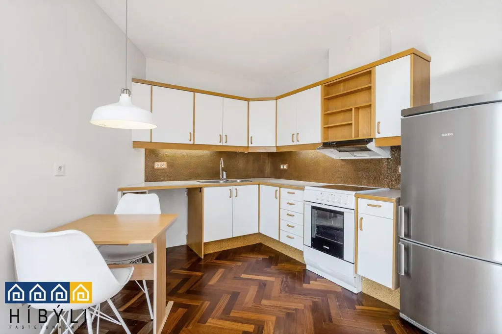 Köök - Two-Bedroom Apartment with Elevator in Reykjavik
