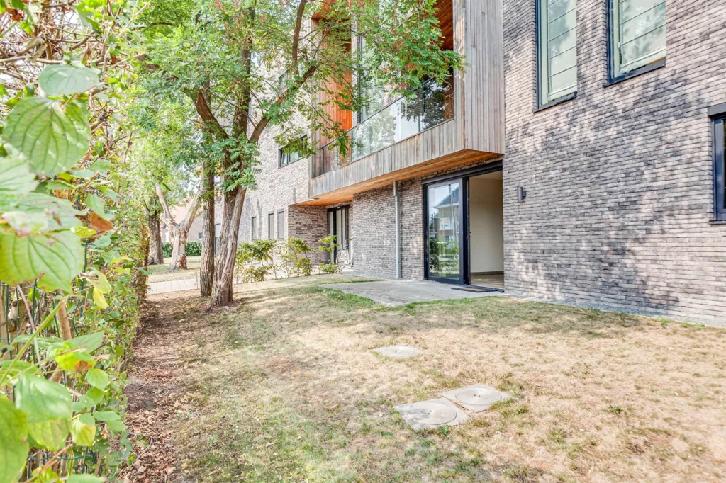 Jardin - Assisté-Woning avec Terrasse et Piscine à Sint-Niklaas