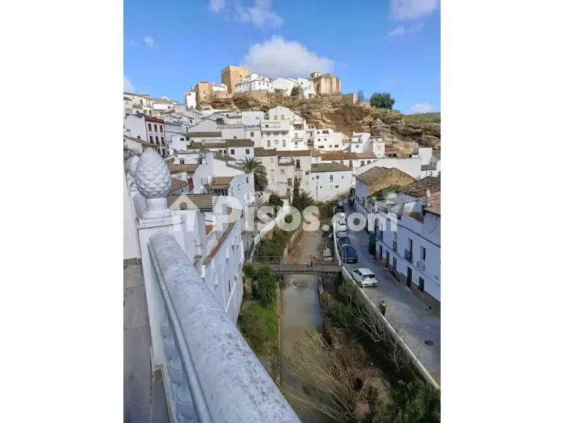 Duplex with Terraces in Setenil de las Bodegas