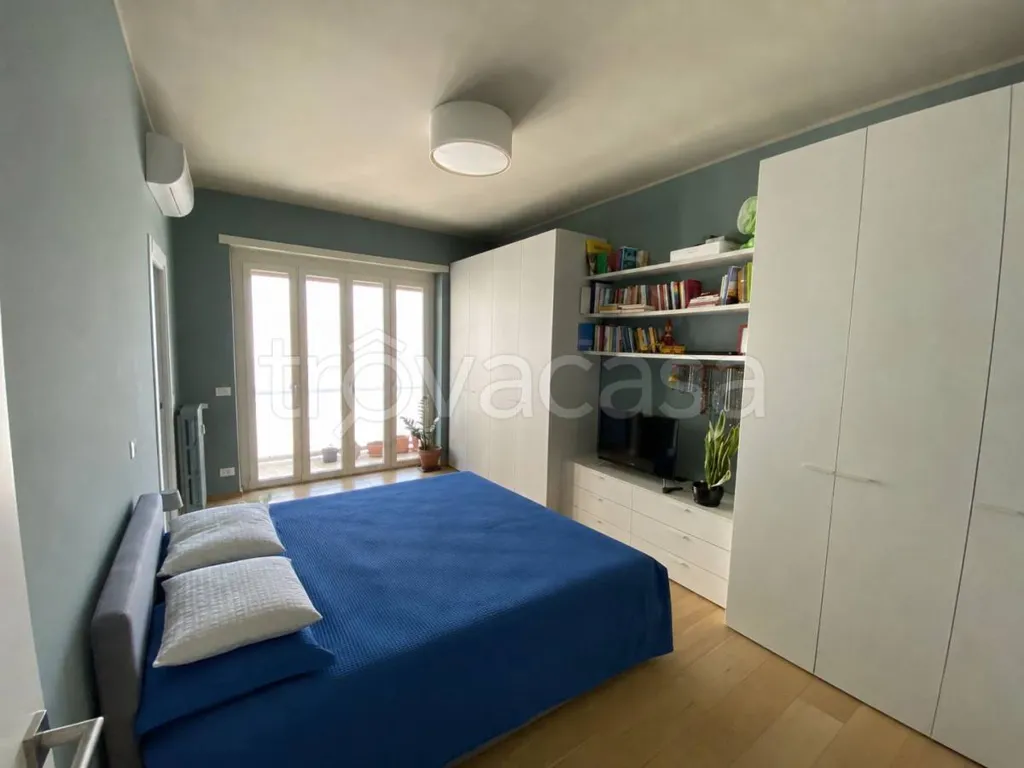 Magamistoad - Modernised 2-Bed Flat with Balcony in San Mauro Torinese
