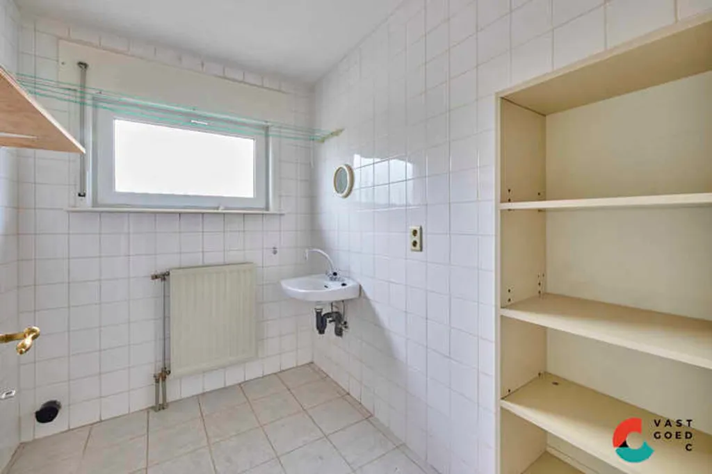 Salles de bain - Maison avec garage à Overpelt