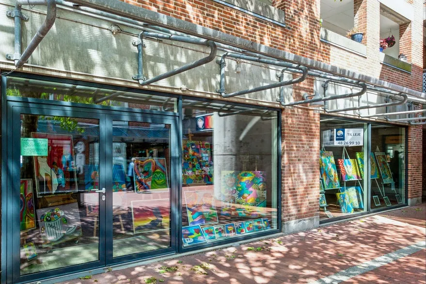 Extérieur - Shop with Four Windows in Værløse Centre