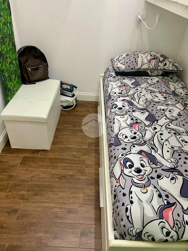 Dormitorios - Modern 3-Bedroom Apartment in Cosenza