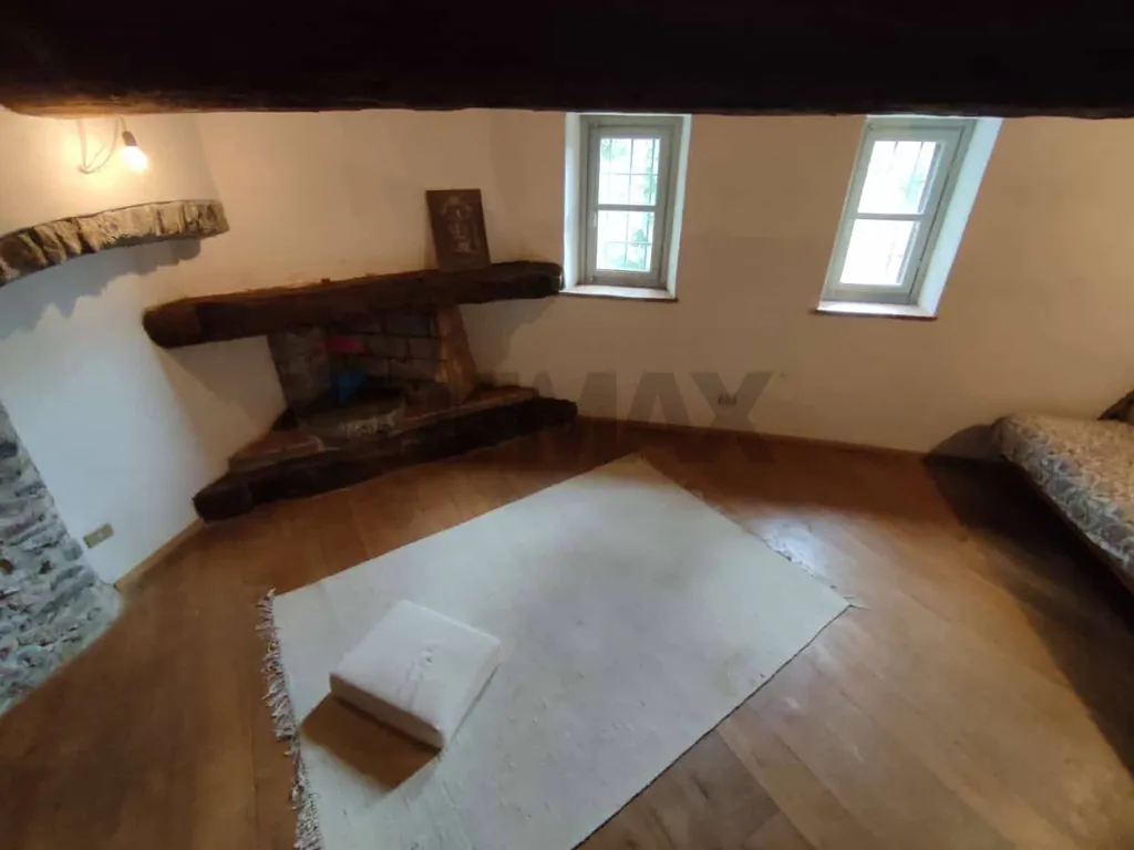Toad - Stone Cottage with Lake View in Gera Lario