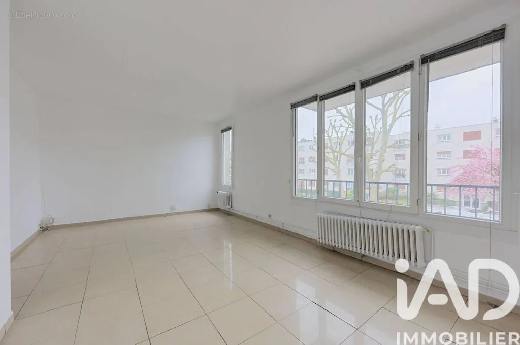 Appartement 4 pièces à Chilly-Mazarin