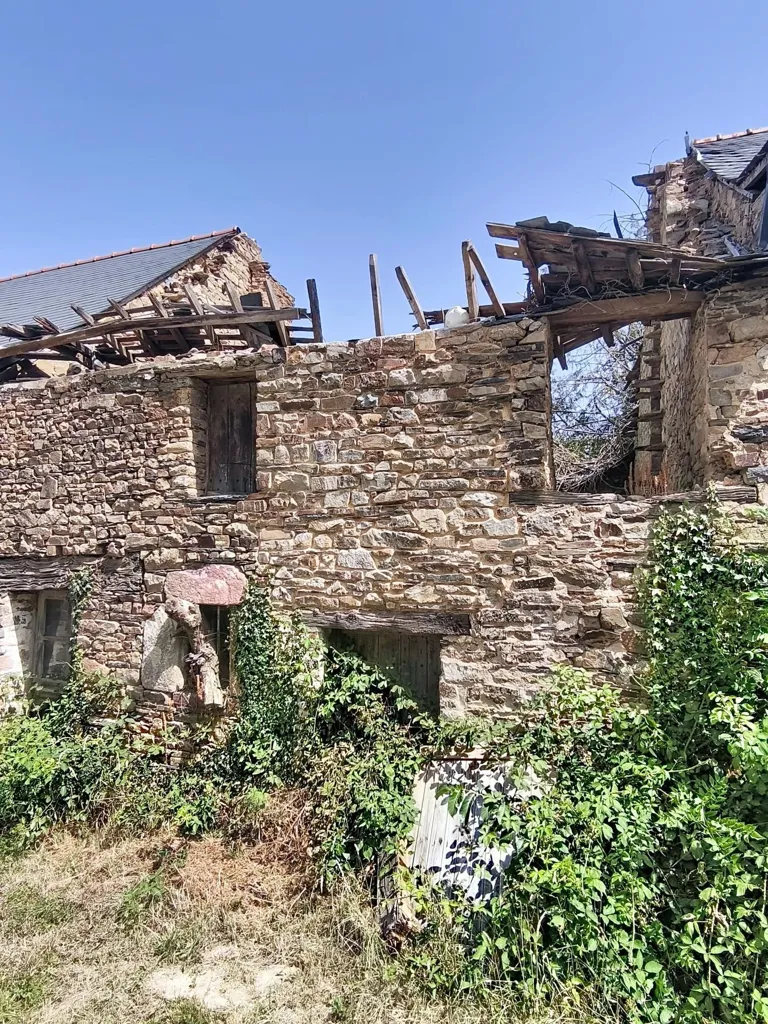 Esterno - Charming Stone Ensemble with Garden near Le Chatelier