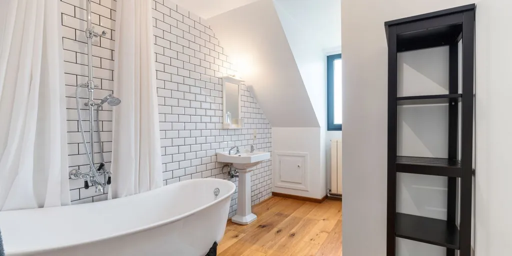 Bagni - Stately Townhouse with Pool in Aalst