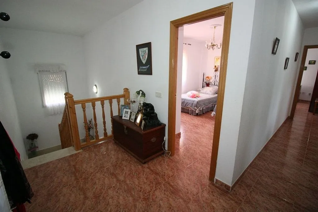 Esik - Chalet with Terrace in Mombeltrán