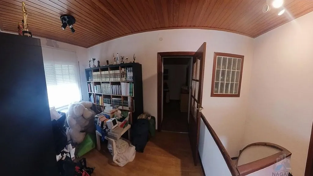 hallway_entrance