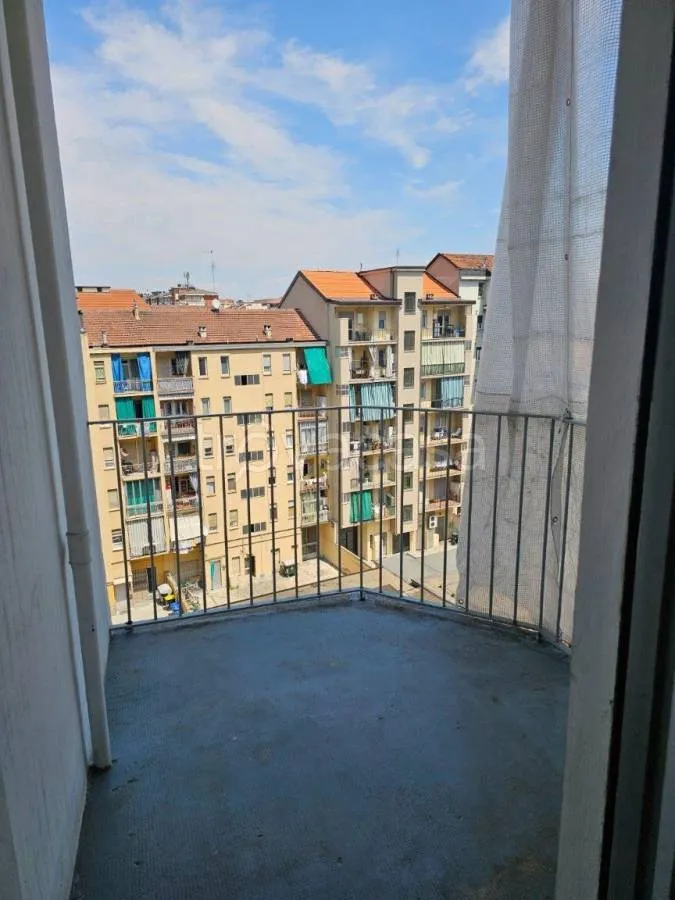 Balcon - Apartment with Balconies in Central Turin