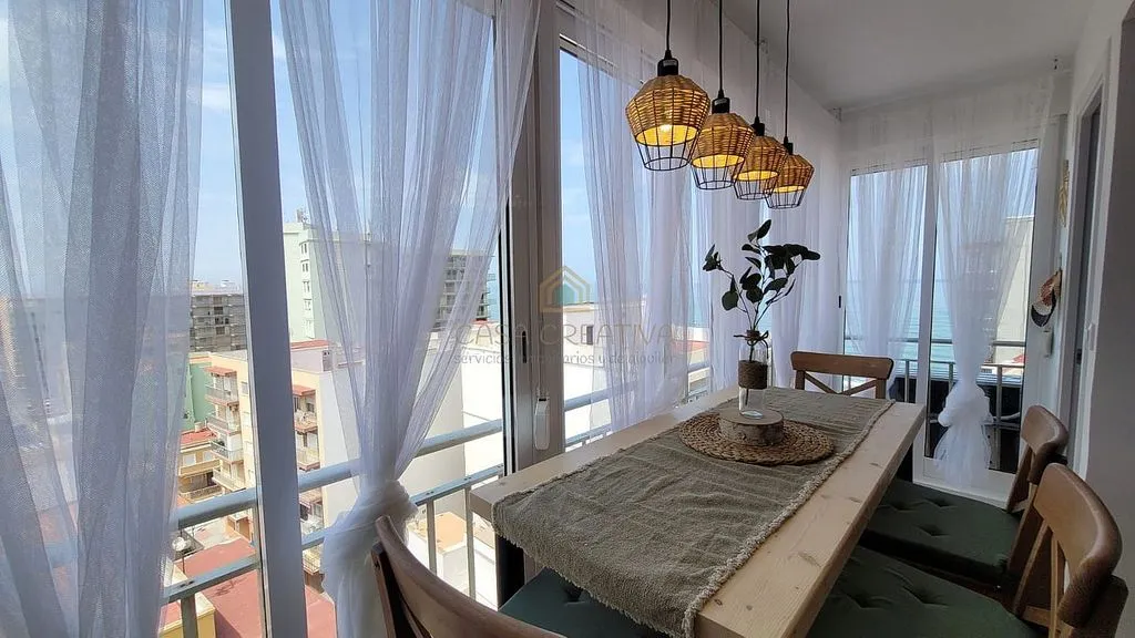 Salle à manger - Loft Studio with Sea Views in Les Palmeretes