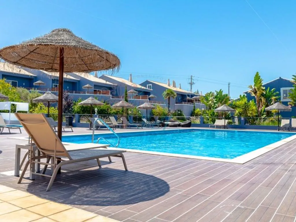 Piscine - Luxury Hotel with Resort Amenities in Espiche