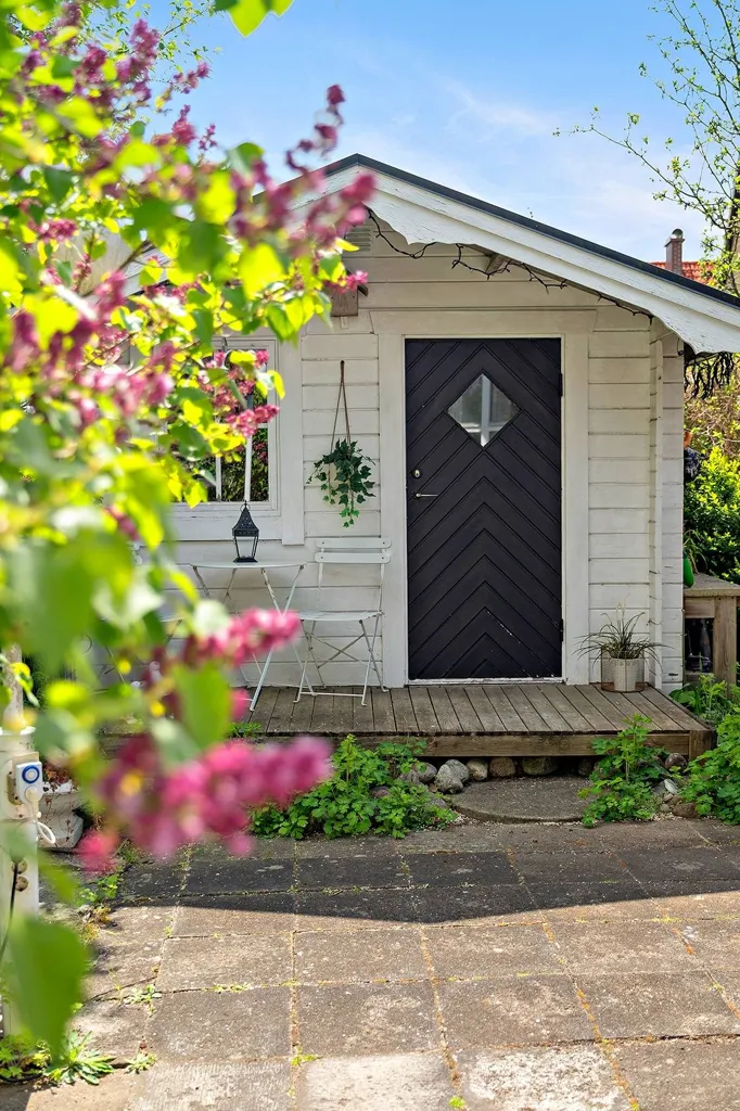 Aed - Villa with River View in Natural Setting