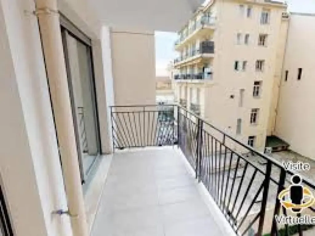 Balcon - Appartement 5 pièces à Paris 16ème
