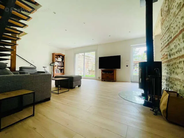 Séjour - Duplex Jardin avec Garage à Toulouse