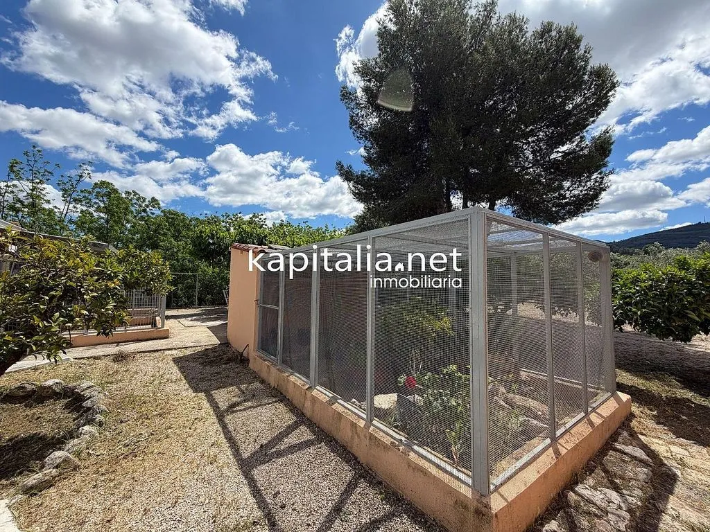 Aed - Chalet with Garden and Garage in Ontinyent