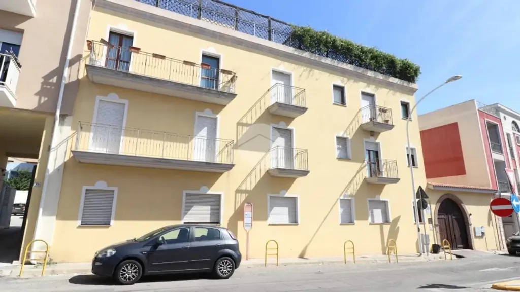 Extérieur - Armed Trilocale with Balconies in Cagliari