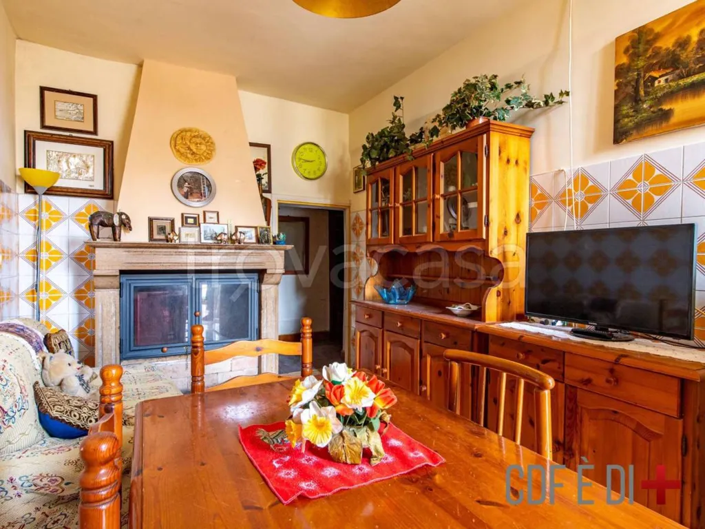 Salle à manger - Characterful Apartment with Balcony in Monte Santa Maria