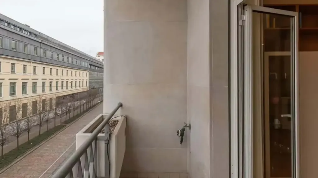 Balcon - Studio Apartment in Brera, Milan