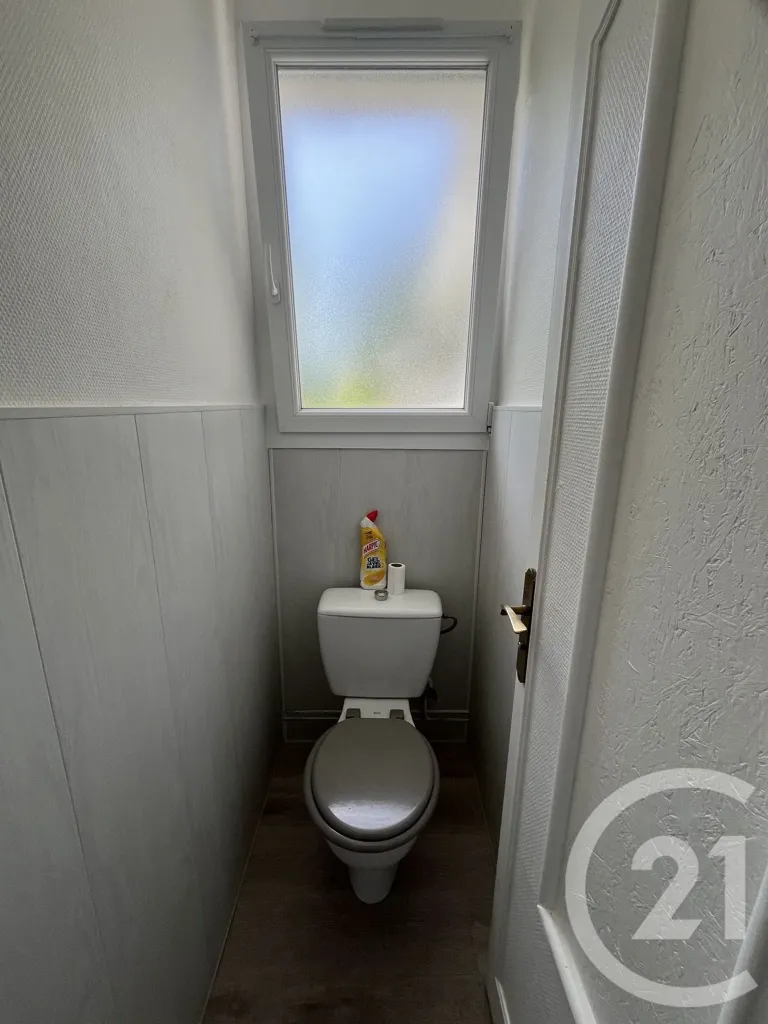 Vannitoad - Detached House with Workshop in Châtellerault