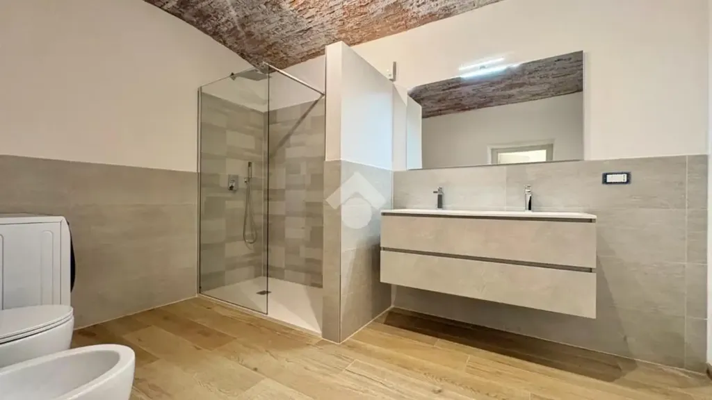 Salles de bain - Rustic-Style Apartment with Garden in Pontassieve
