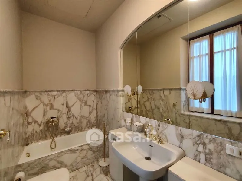 Bagni - Casa indipendente con cortile a Mortara