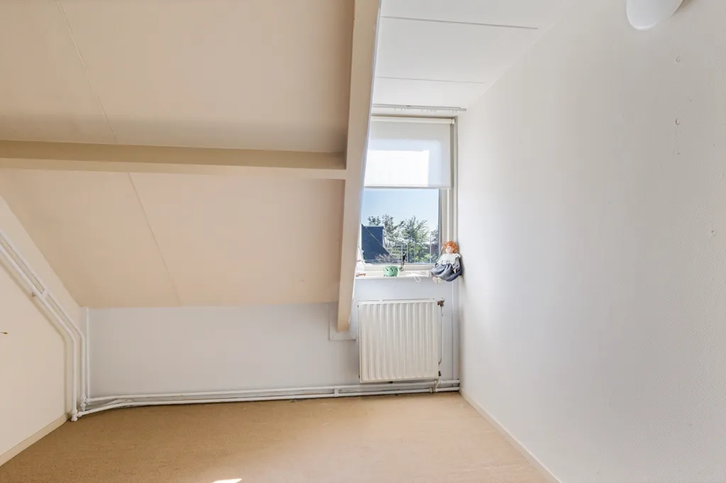 Rooms - Spacious Semi-detached House with Garden in Ie
