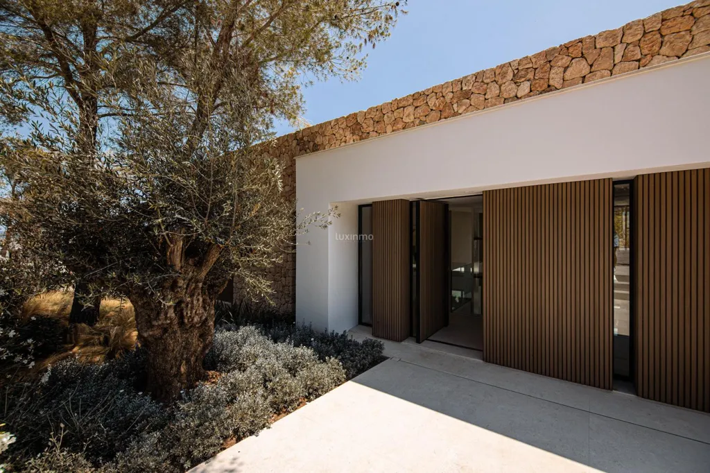 Exterior - Detached Villa with Golf Course Views in Santa Eulalia