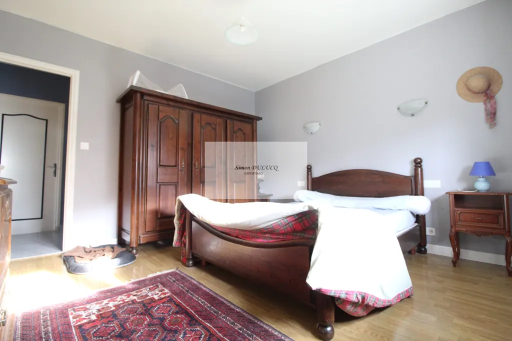 Chambres - Maison avec Sous-sol et Terrain à Lacaune