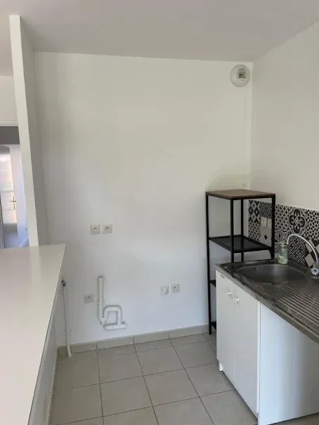 Cuisine - Appartement 3 Pièces avec Balcon à Meaux